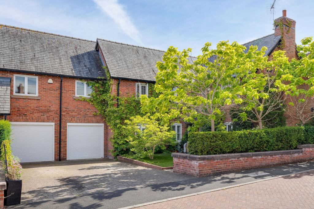 Main image of property: Brereton Close, Tarvin, CH3
