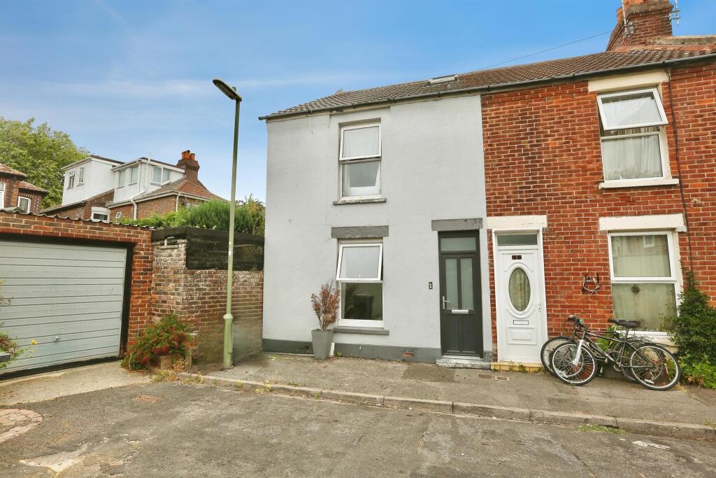 Main image of property: Cottage Grove, Gosport