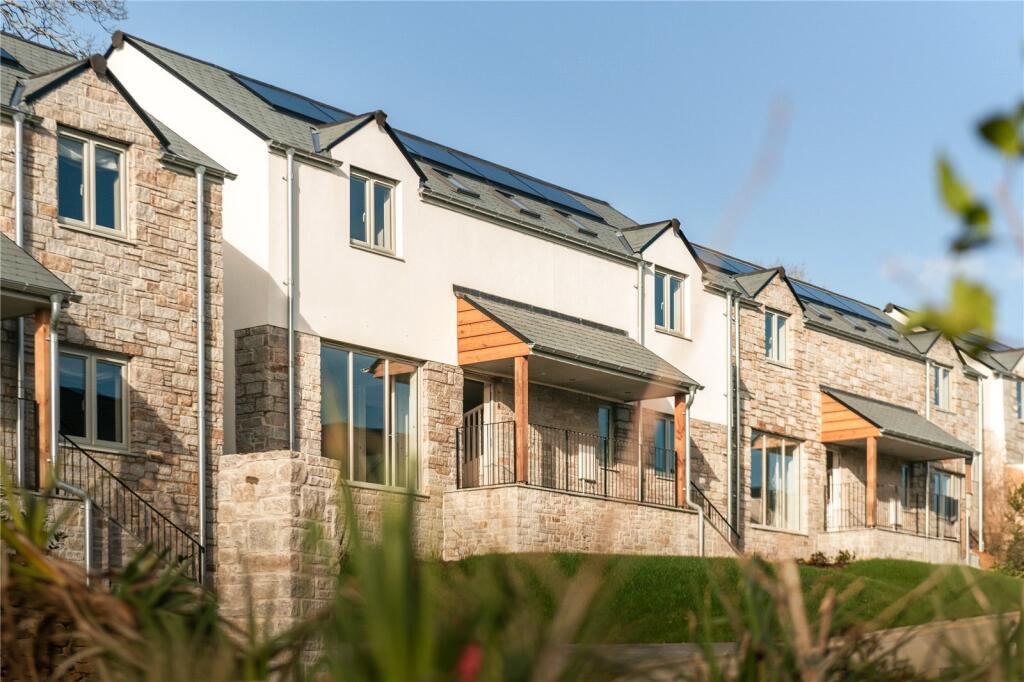 Main image of property: Kingswood, Pentewan Valley, PL26