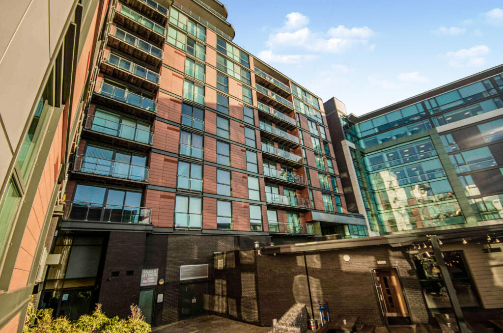 Main image of property: Gateway Plaza, Fitzwilliam Street, Barnsley, S70