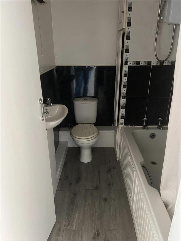 Additional image 6 of Chapel Lane, Keighley