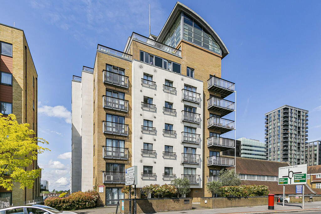 Main image of property: Park Lane, East Croydon