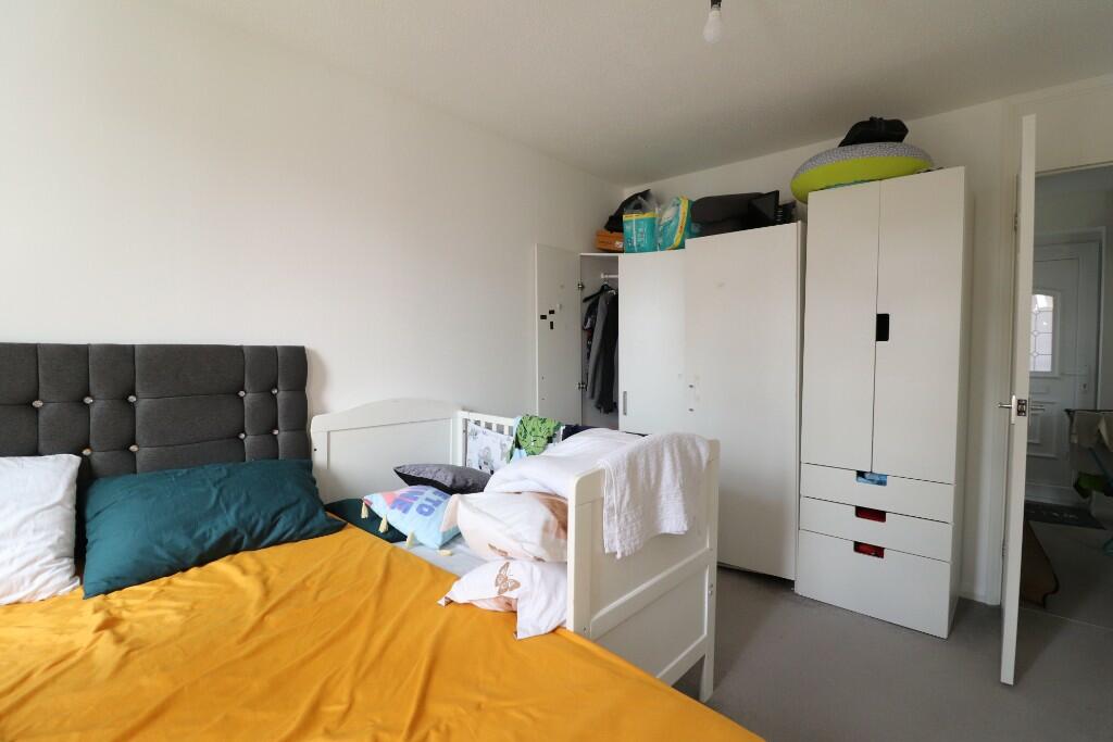 Apartment in Stevenage, Hertfordshire - More