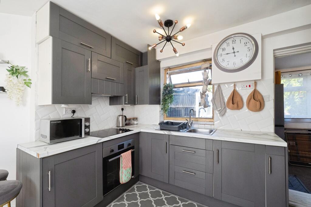 House in Newark and Sherwood, Blidworth - More