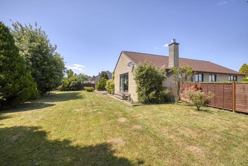 Additional image 18 of Butleigh, spacious and light accommodation in quiet cul-de-sac 