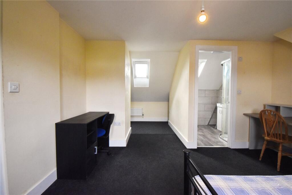 5 bedroom house for rent