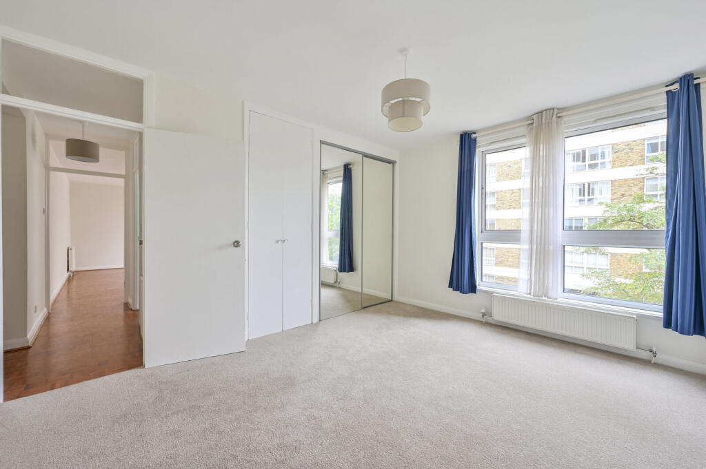 Apartment in London - View 4