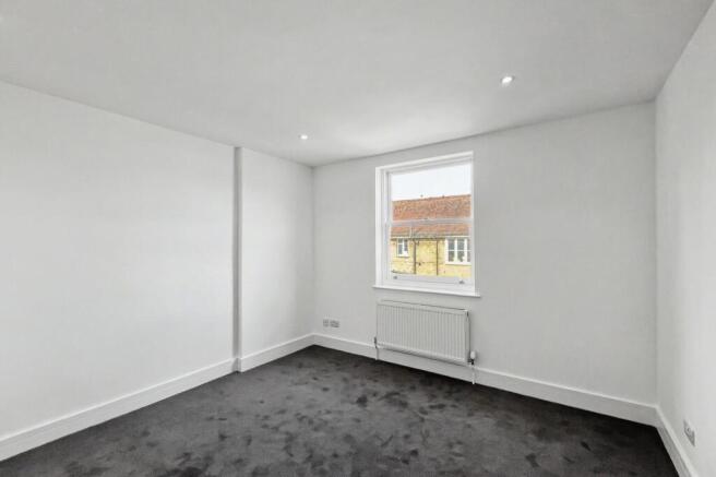 198 Upper Richmond Road West, London SW14 8AN
