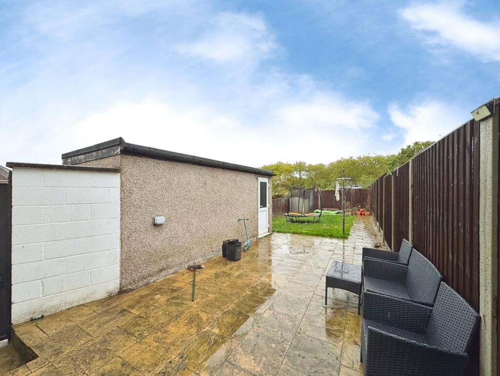 House in Harrow - View 5