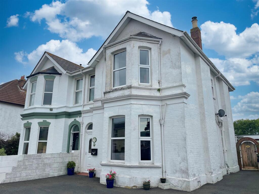 Main image of property: Sandown Road, Lake