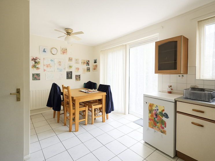 78 Swanspool photo 2