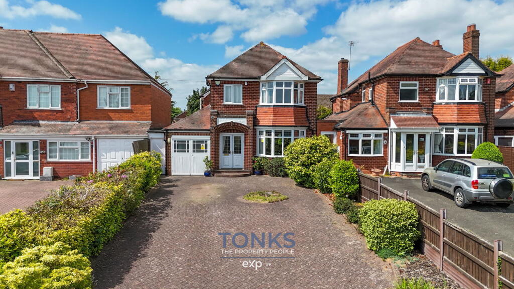 3-bed detached on 438, Quinton Road West, £450,000