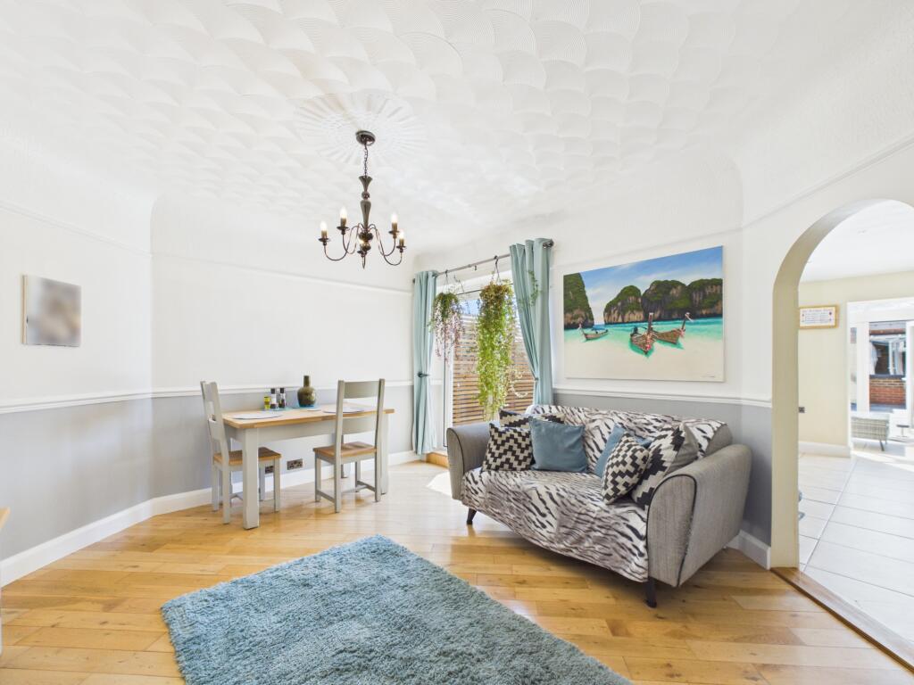 House in Portsmouth - More