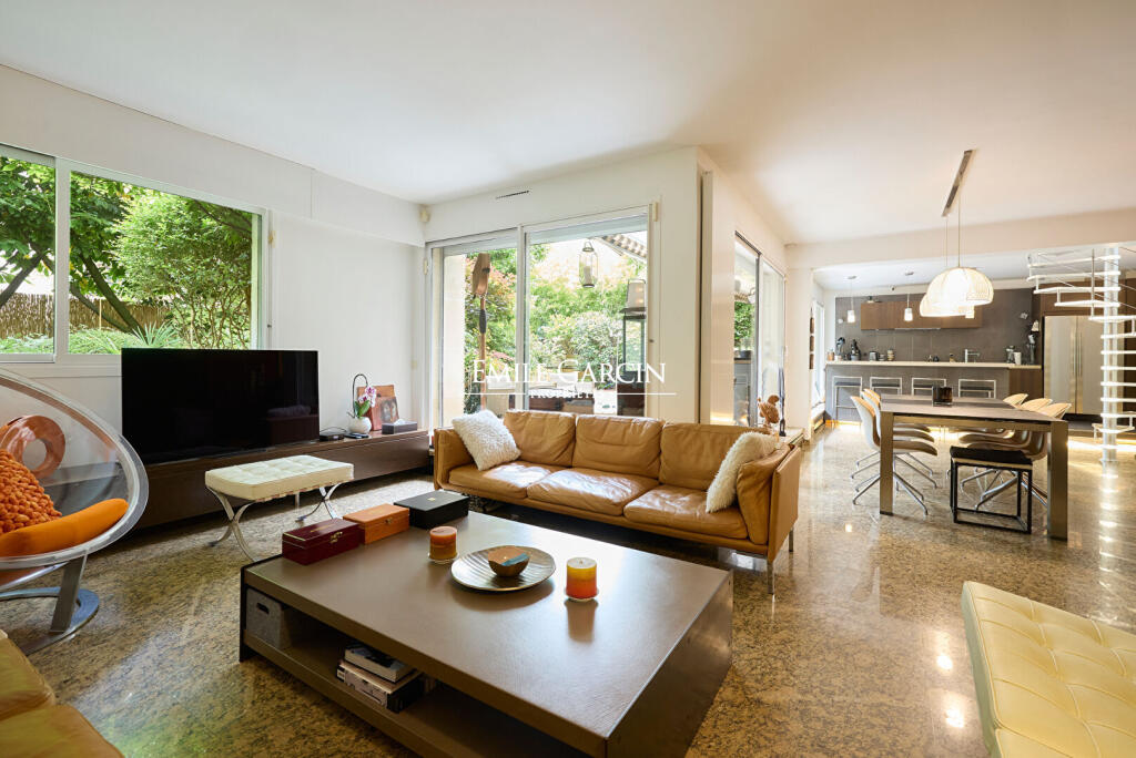 Main image of property: Paris-Isle of France, Hauts-de-Seine, Neuilly-sur-Seine