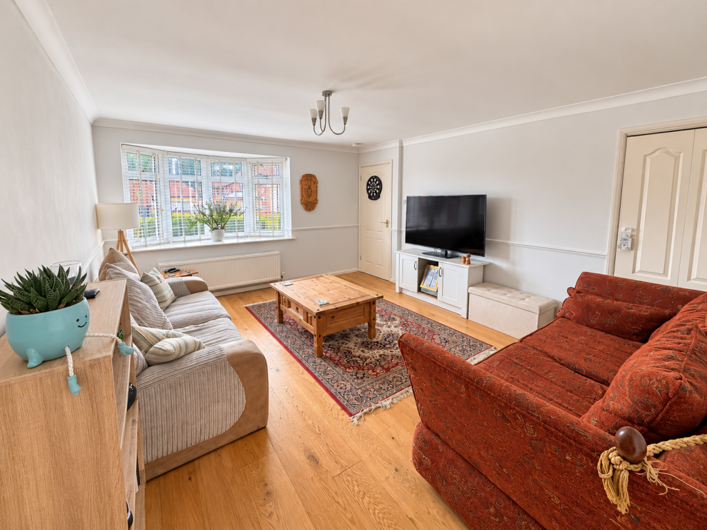 Ashmead, Yeovil, BA20 photo 2