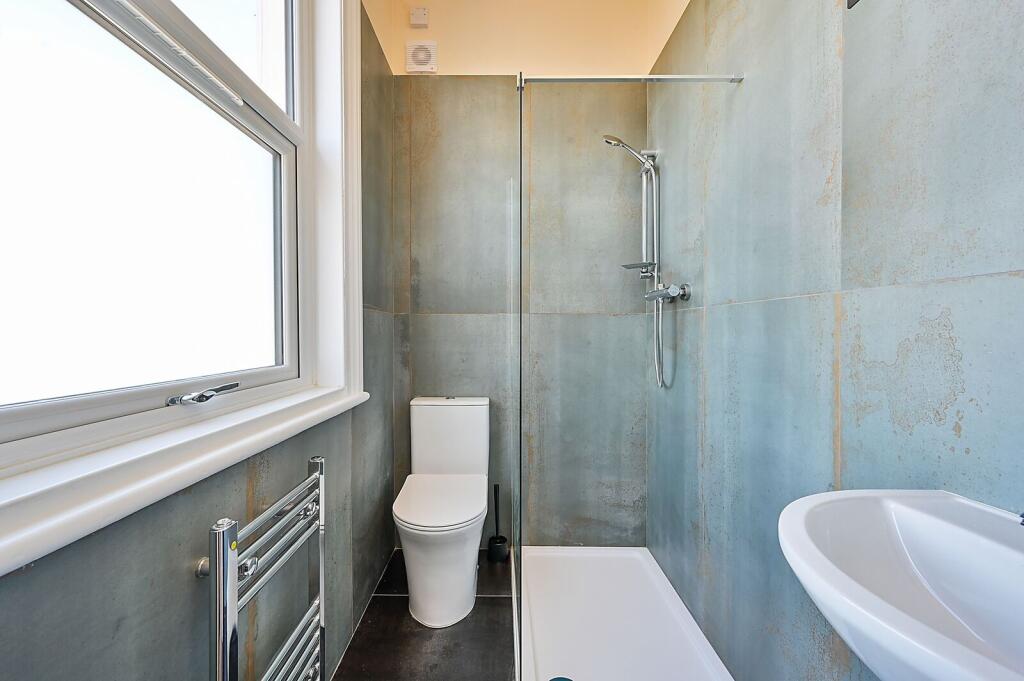 4 bedroom terraced house for rent