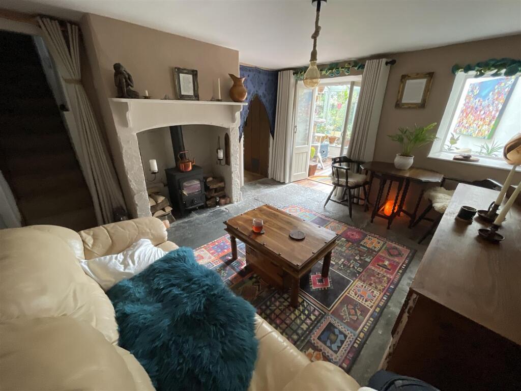 House in Taunton - View 2