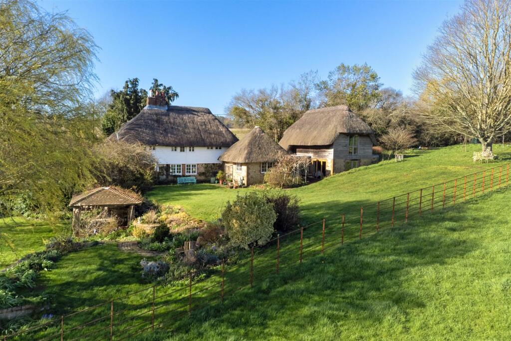 Main image of property: Rogate