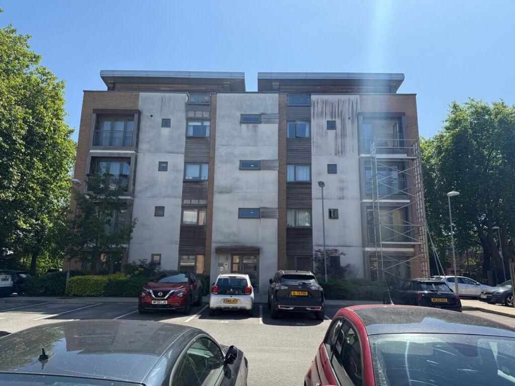 Main image of property: Oakridge, 117 Nell Lane, West Didsbury, M20 2DU
