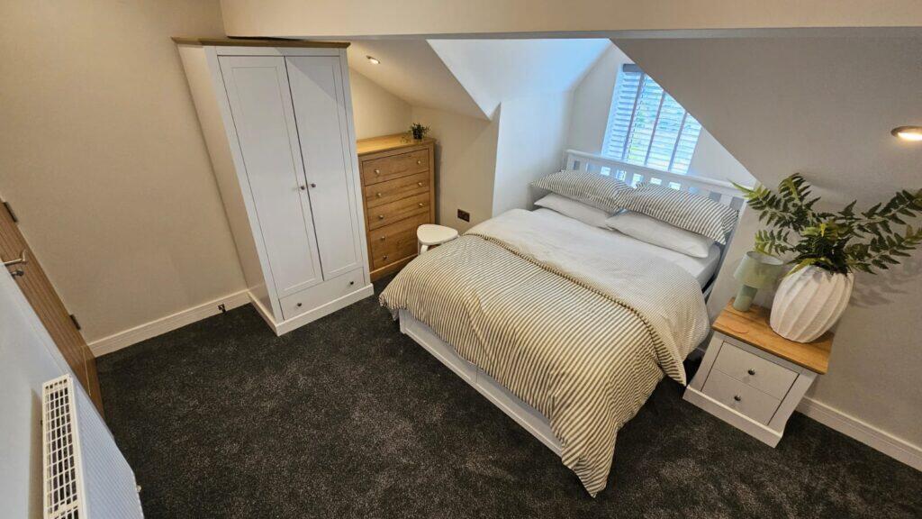 Main image of property: Room 2, Longroyd Terrace, Beeston, LS11 5HJ