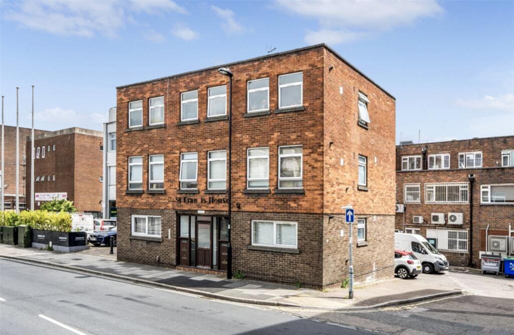 Main image of property: Castle Way, Southampton, Hampshire, SO14