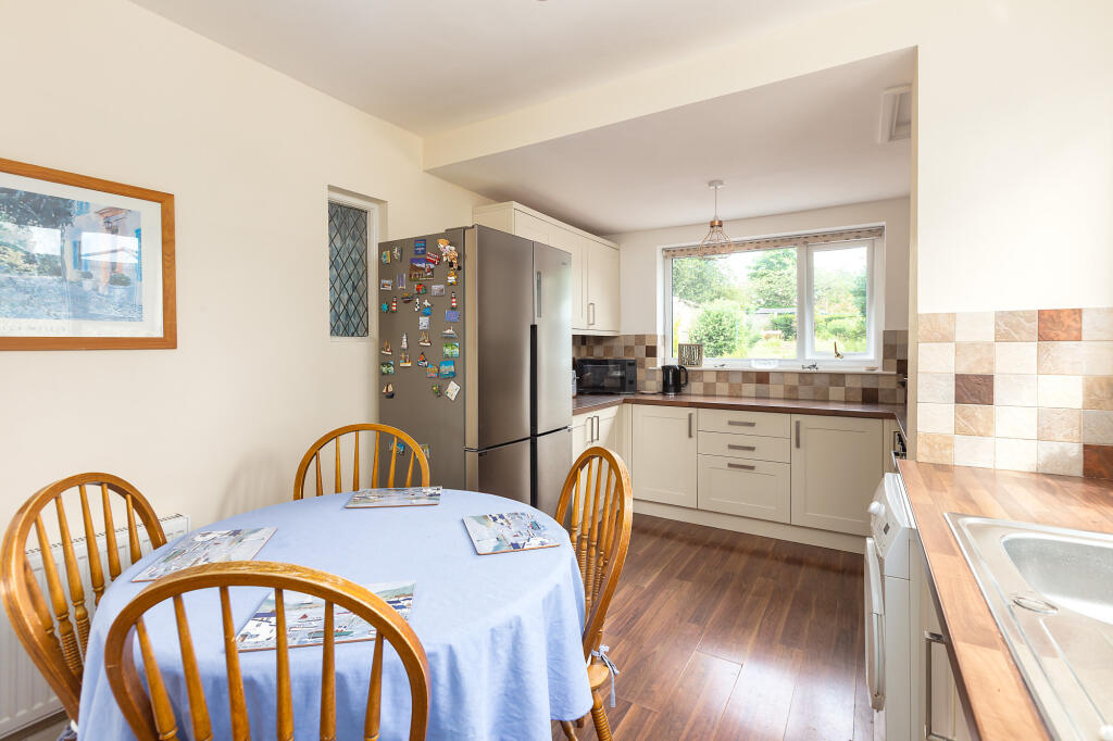 Manor Drive, Kirkham, PR4 - View 6