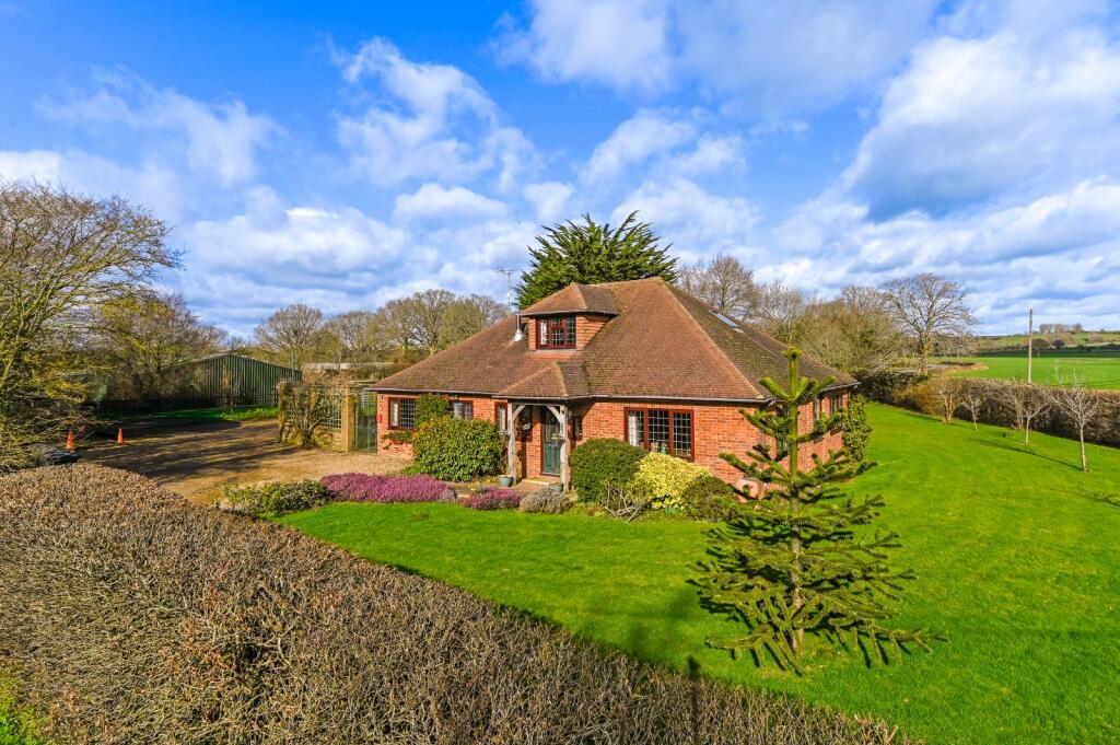 Main image of property: The Pinnock, Pluckley, Ashford, Kent, TN27