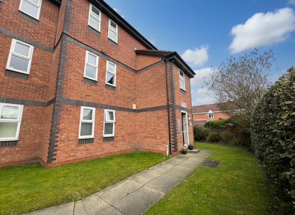Apartment in Salford, Greater Manchester - View 5