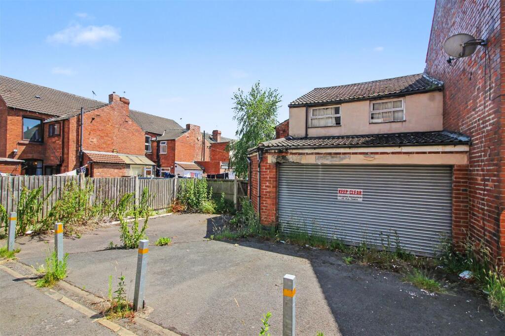House in Derby - View 3