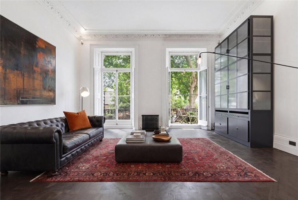 Apartment in London, South Kensington - More