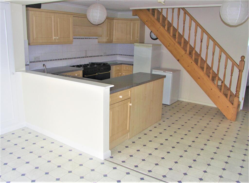 Hillview, Saunderton, HP14 photo 3