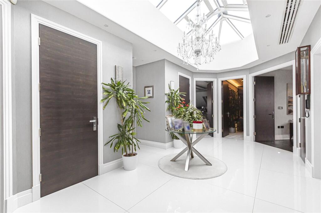 Apartment in Barnet, Cockfosters - View 3