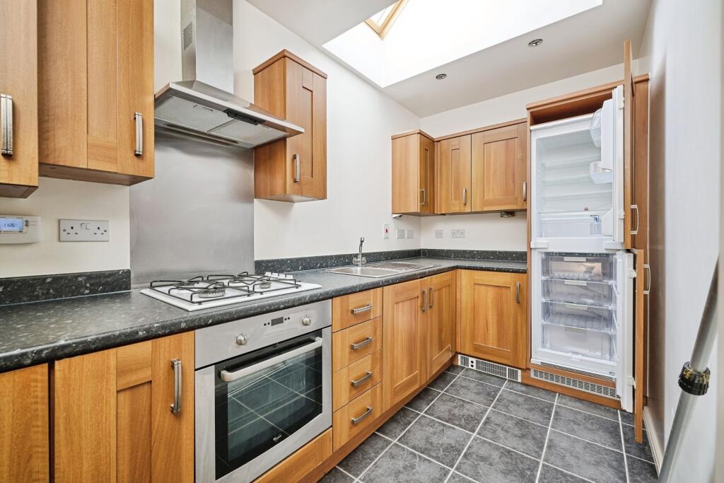 Apartment in Cambridge, Eddington - More