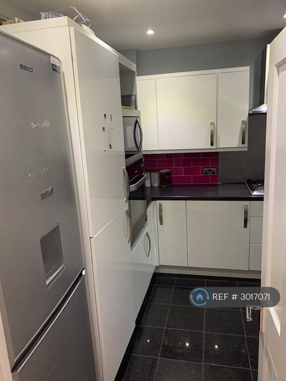 Apartment in London, St. George in the East, Shadwell - View 5