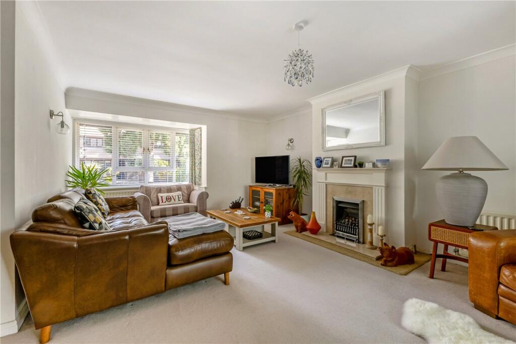 House in Southampton - View 4
