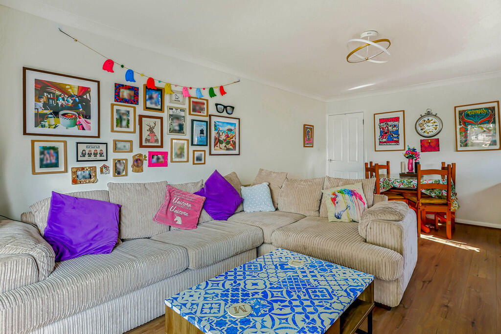 Apartment in Christchurch, Southbourne, Bournemouth - More