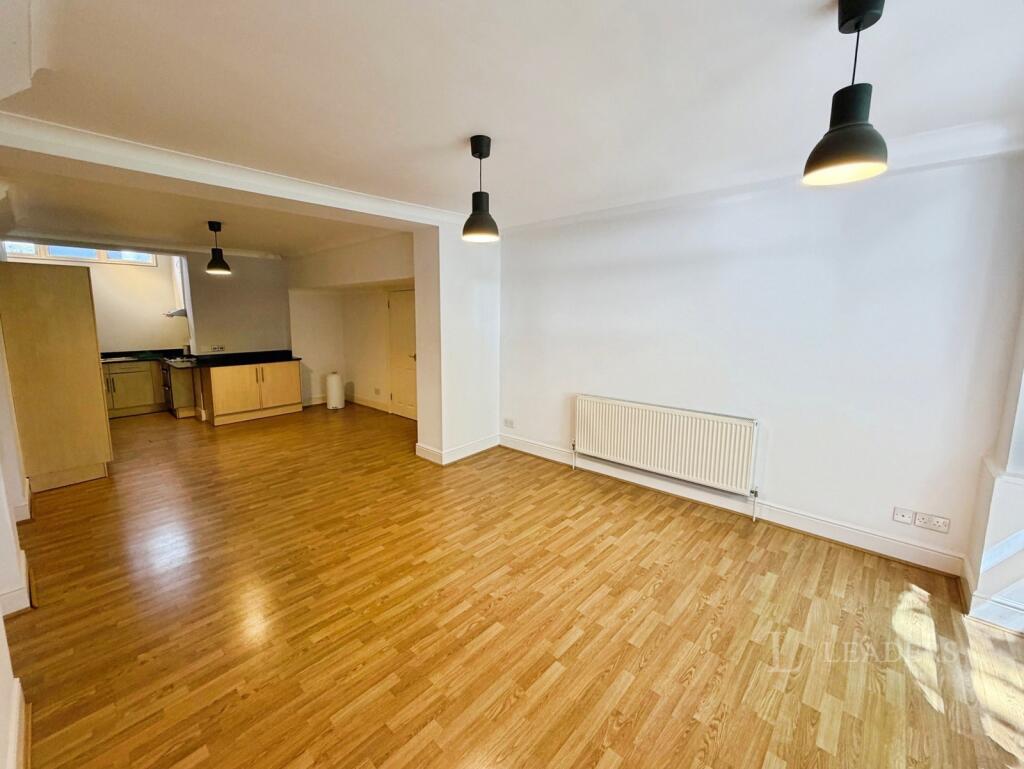 Main image of property: Queens Terrace, Southampton, Hampshire, SO14