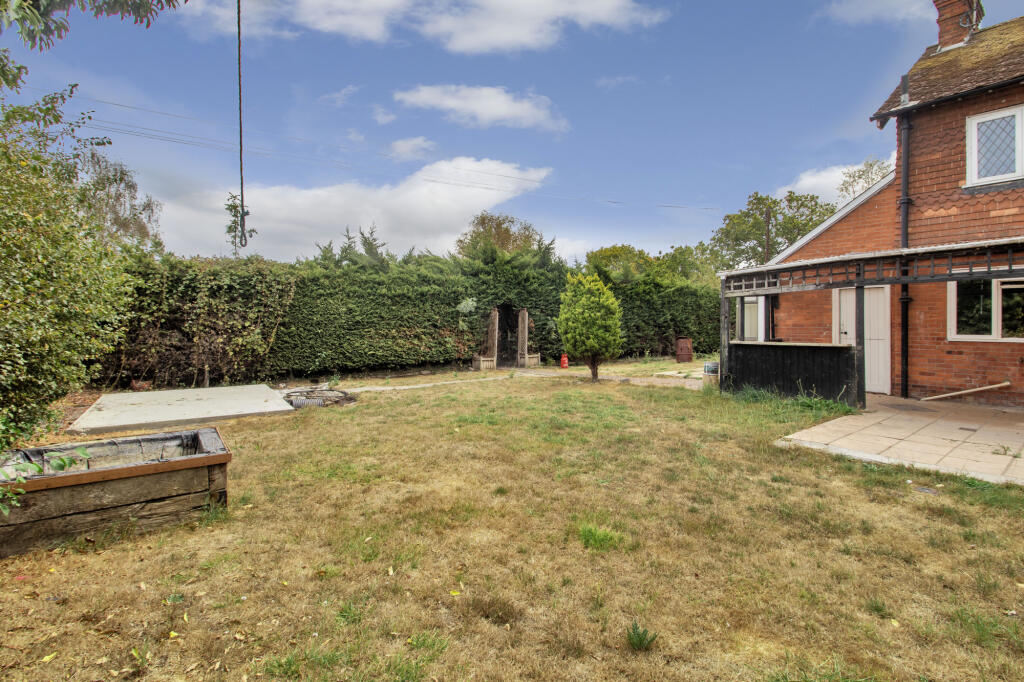 House in Ashford, Shadoxhurst - View 3
