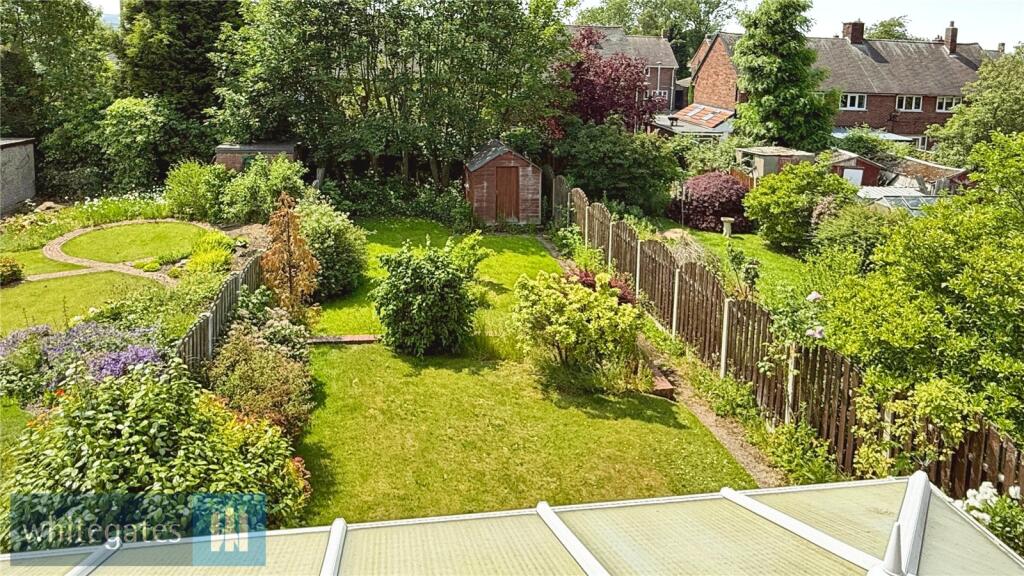 Clifton Gardens, Brierley, S72 photo 2