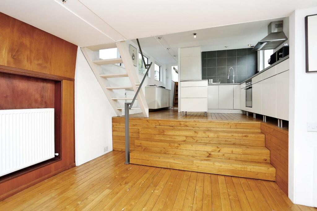 House in London - View 4