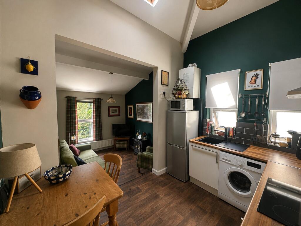 Apartment in Sefton, Liverpool City Region - More