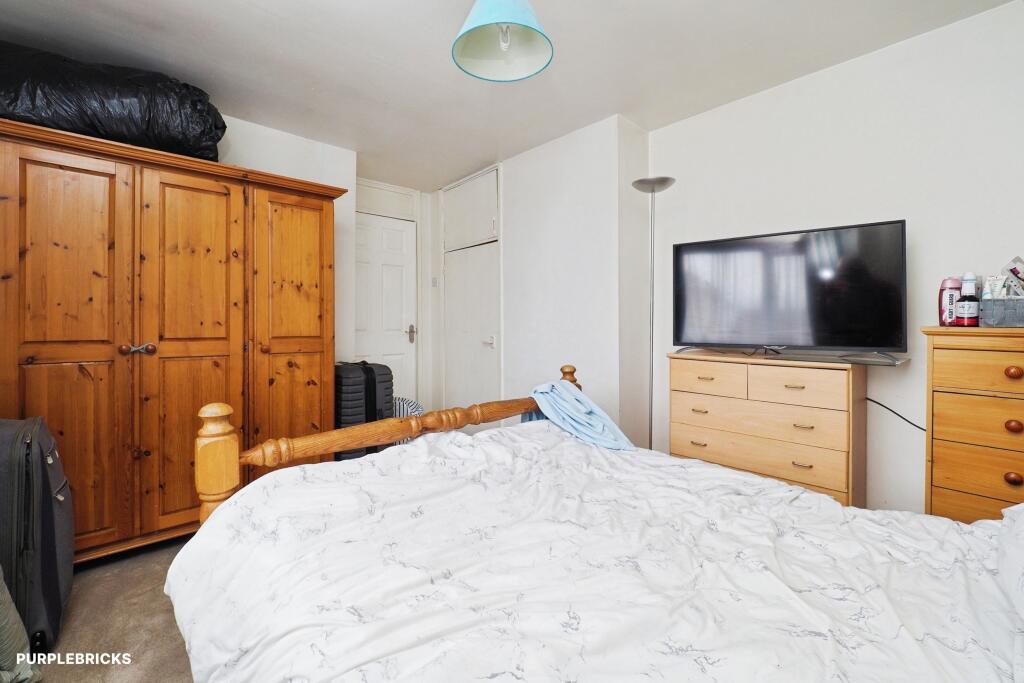 House in Rushcliffe, Cotgrave - More