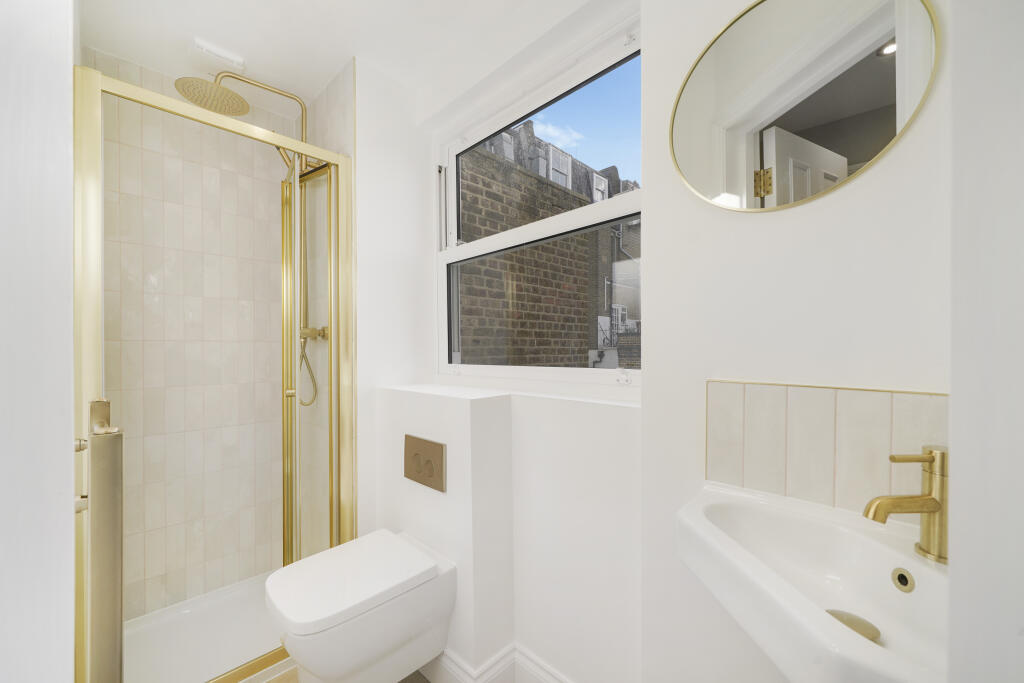 Apartment in London, Westbourne Green, Bayswater - More