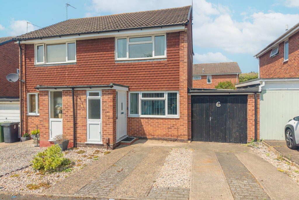 Main image of property: Prestbury Close, Redditch, B98 0QL