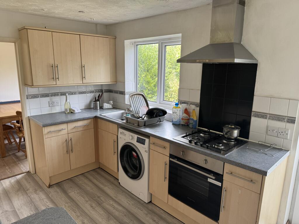 Main image of property: Queens Avenue, Canterbury