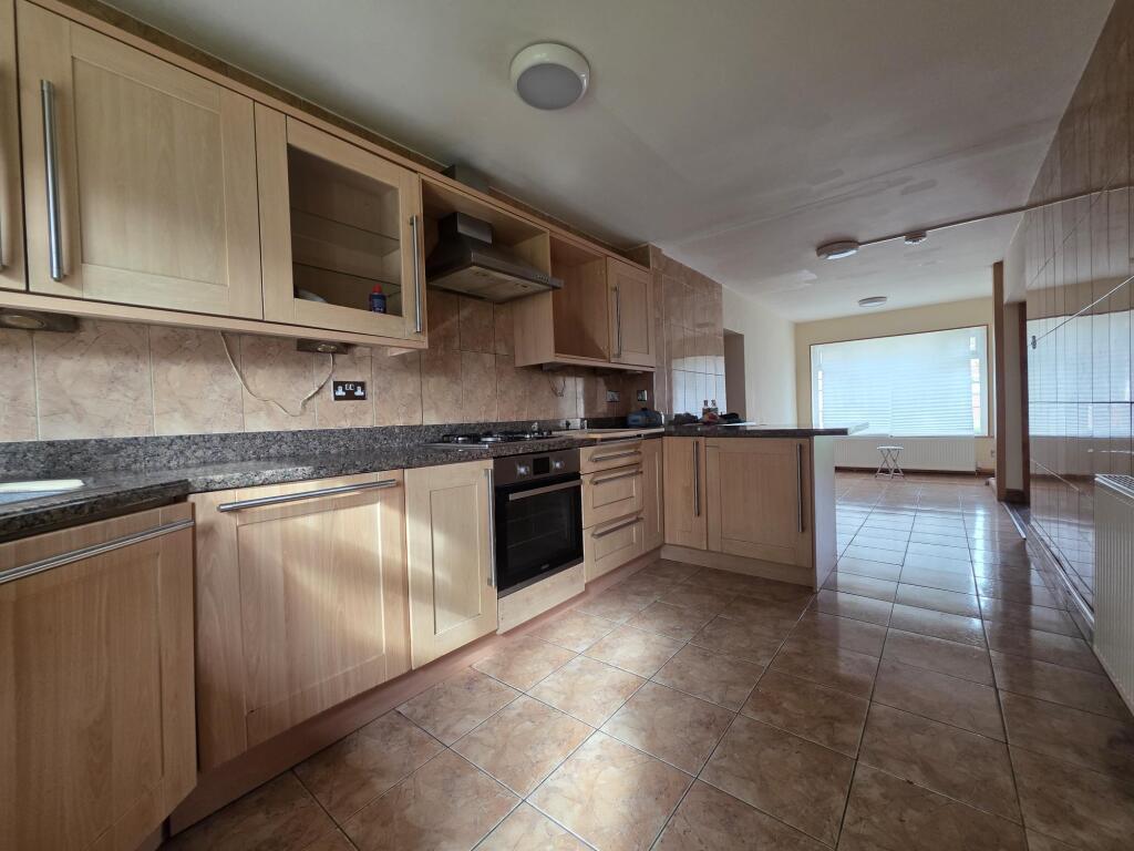 House in Wolverhampton - View 4