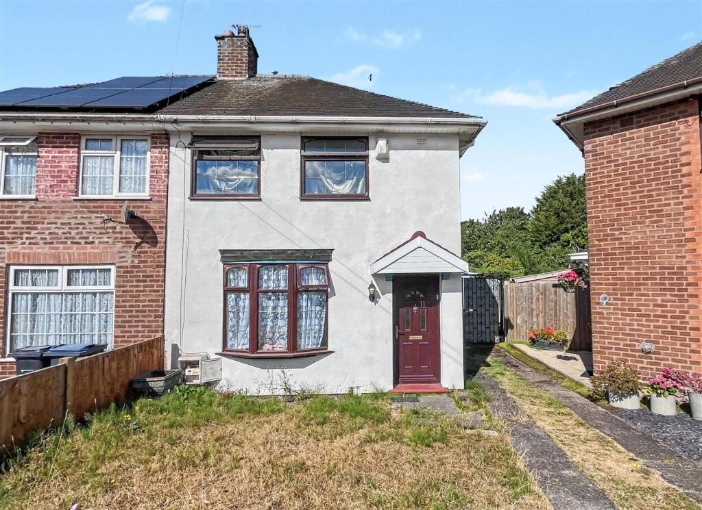 Main image of property: Sandway Grove, Birmingham