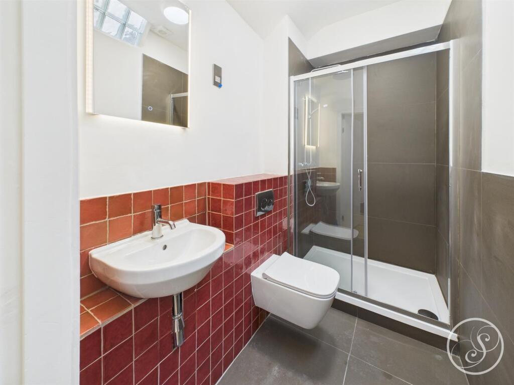 Main image of property: Roundhay Road, Leeds