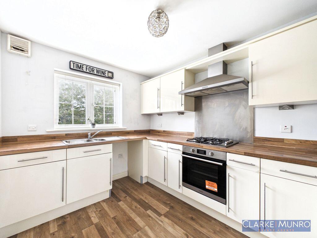 Parkview, Finchale Avenue photo 2