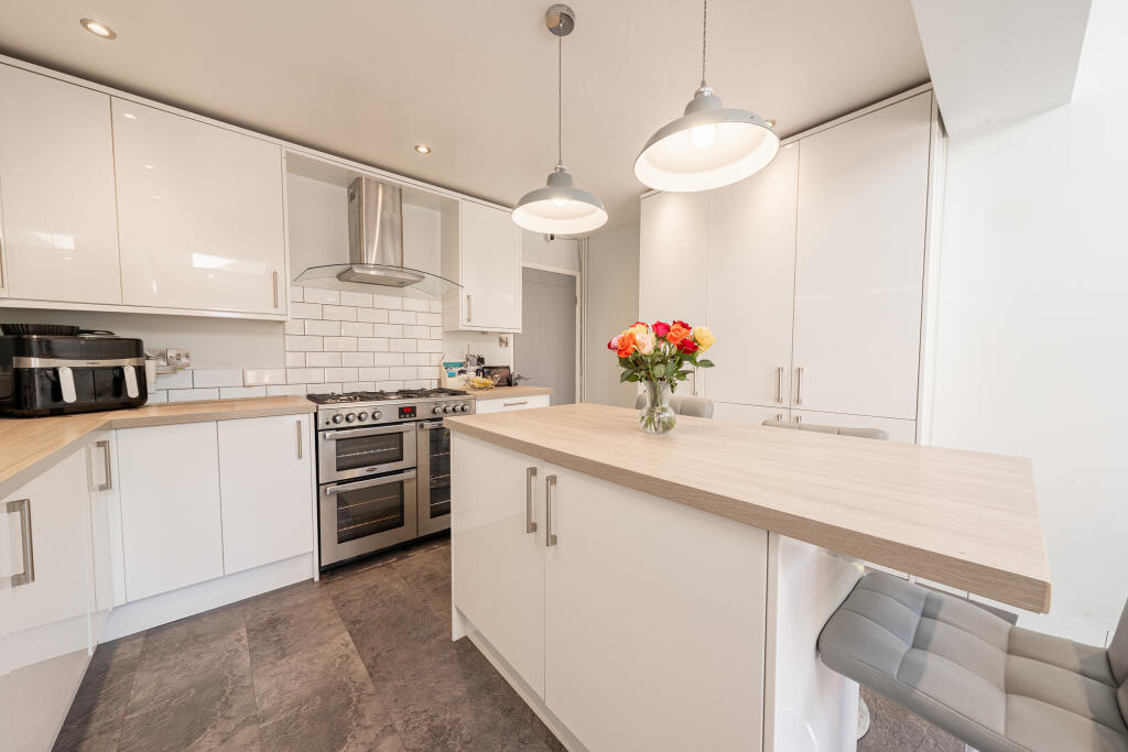 House in Hinckley and Bosworth, Groby - View 5